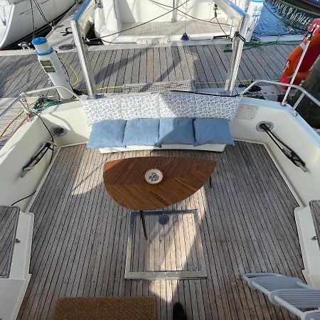 Готель Infantman Yatch Віла-Нова-де-Гая Екстер'єр фото