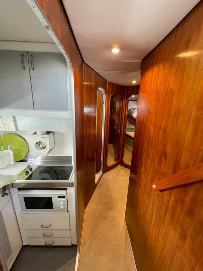Готель Infantman Yatch Віла-Нова-де-Гая Екстер'єр фото