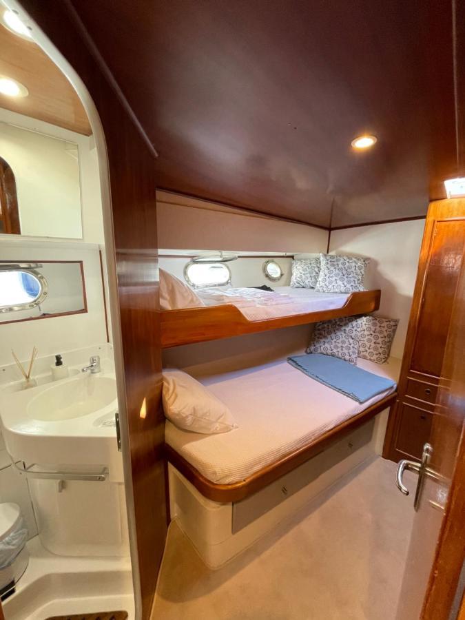 Готель Infantman Yatch Віла-Нова-де-Гая Екстер'єр фото