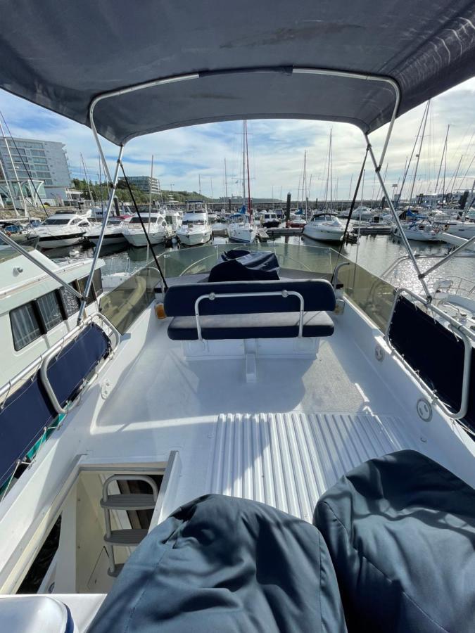 Готель Infantman Yatch Віла-Нова-де-Гая Екстер'єр фото