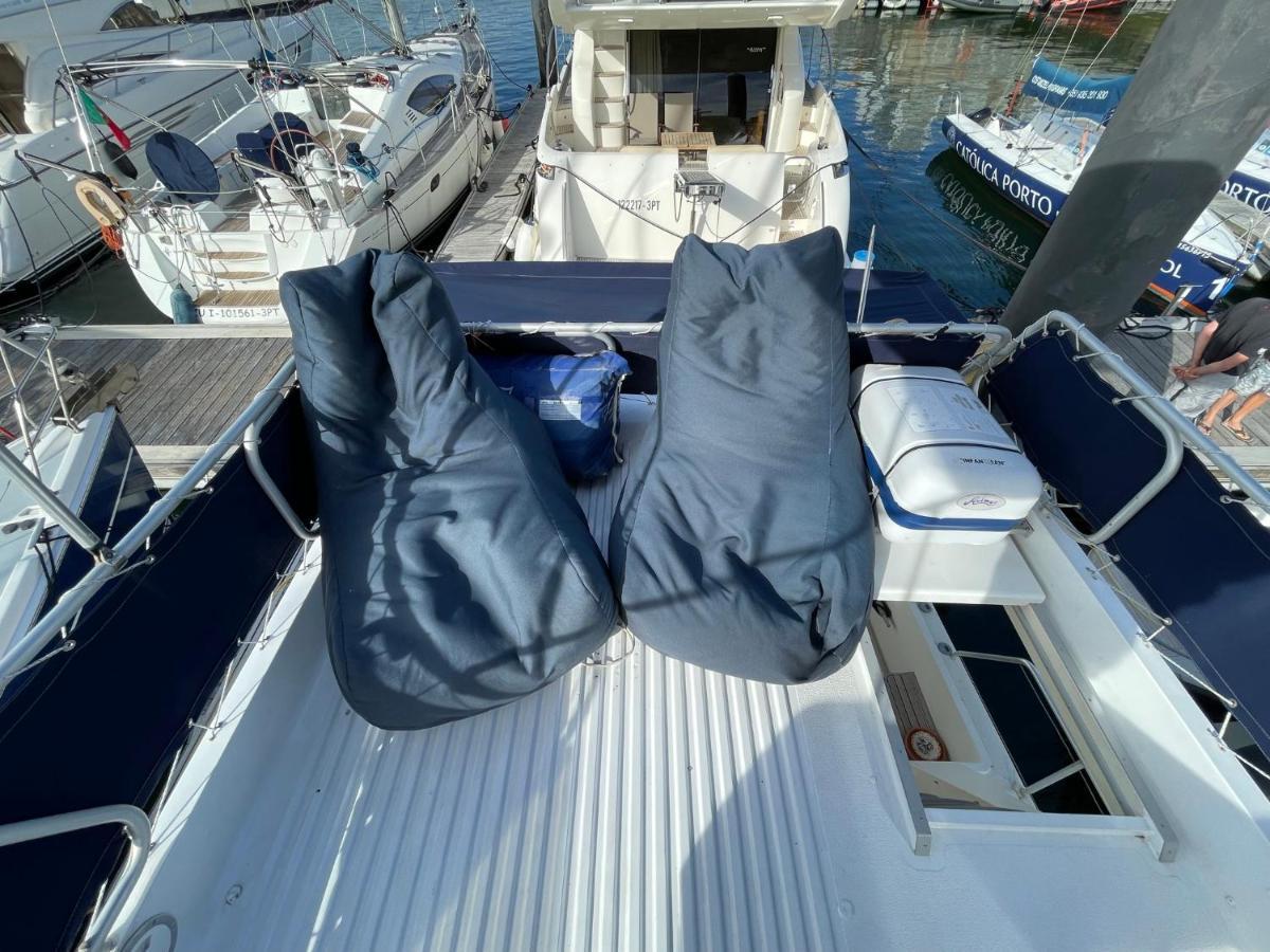 Готель Infantman Yatch Віла-Нова-де-Гая Екстер'єр фото